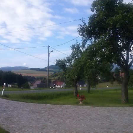 -Am Fuss Zum Zittauer Gebirge- Lejlighed Hainewalde Eksteriør billede